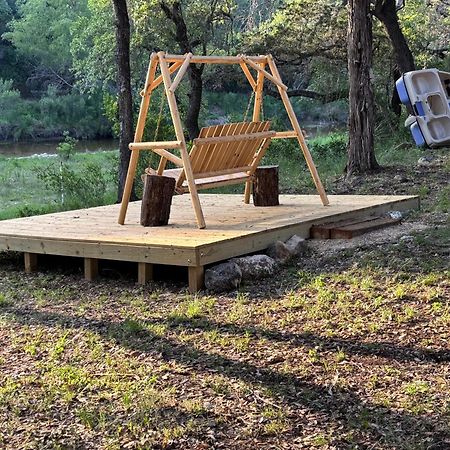 Tiny House - Our Little Piece Of Paradise Lakehills エクステリア 写真