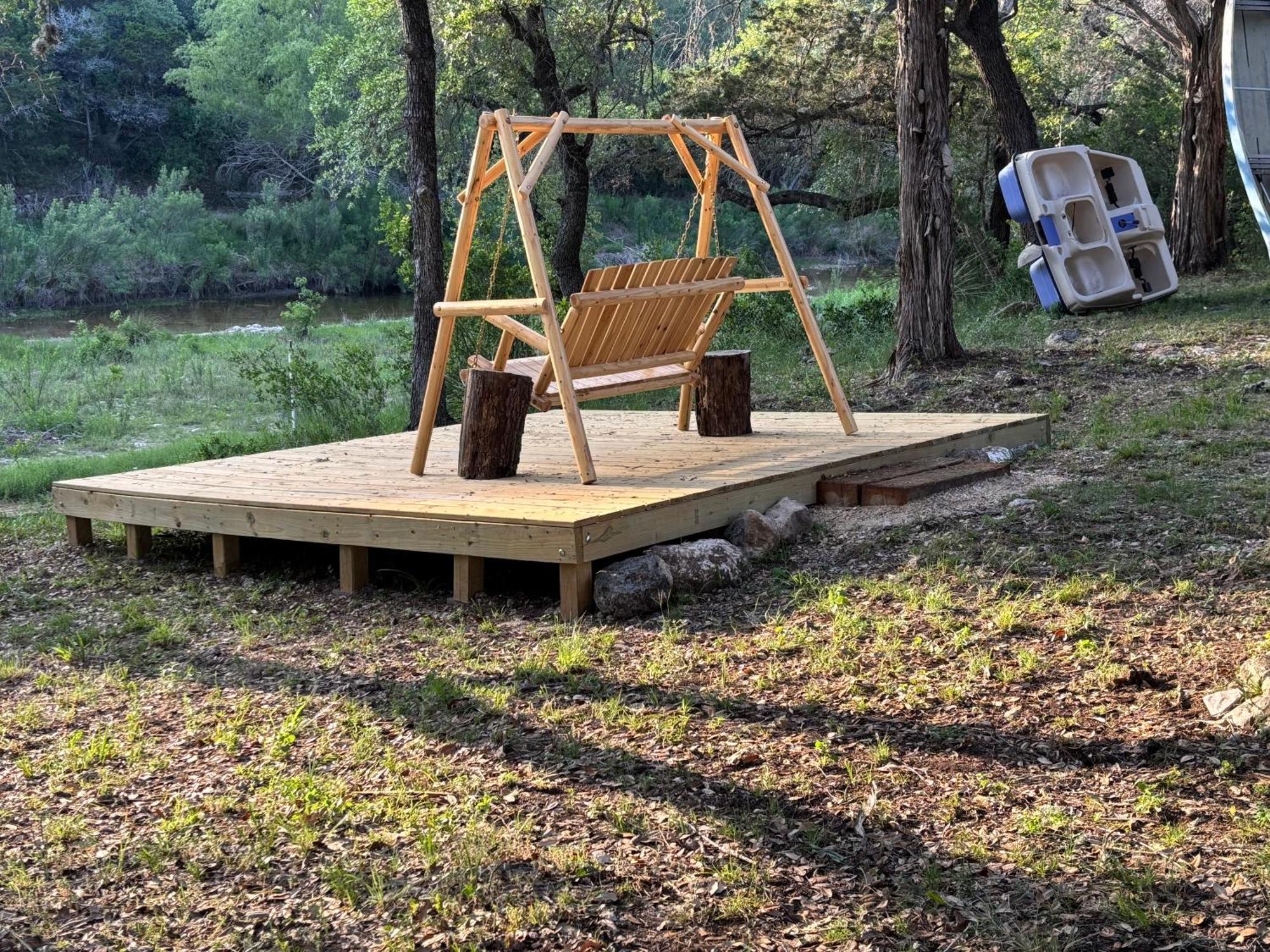 Tiny House - Our Little Piece Of Paradise Lakehills エクステリア 写真