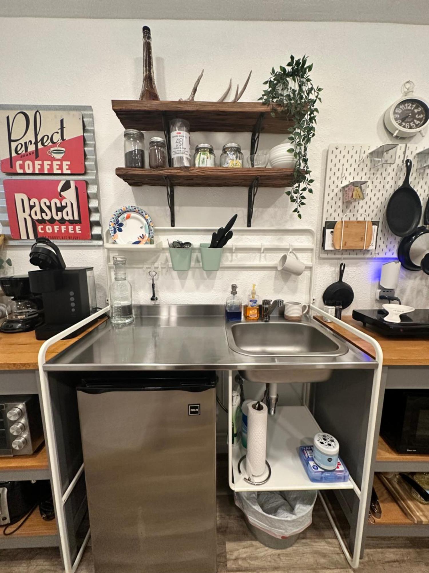 Tiny House - Our Little Piece Of Paradise Lakehills エクステリア 写真